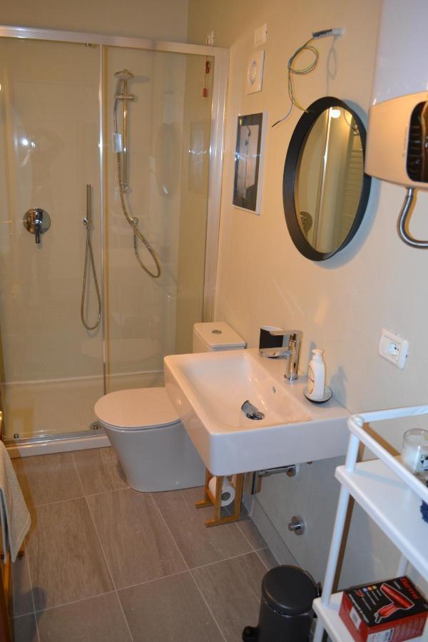 Ai Ronchi Apts Канеро Ривиера Екстериор снимка
